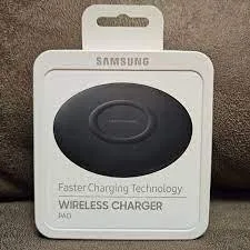 Бездротовий зарядний пристрій Samsung EP-P1100 Black (EP-P1100BBEGWW)